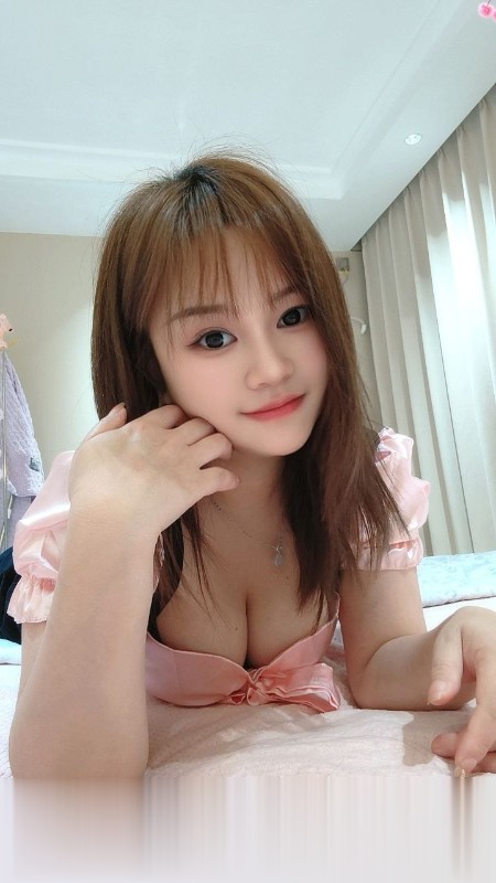 武汉胸大肥臀少妇