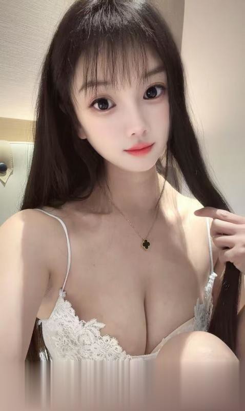 瑜伽舞蹈小姐姐