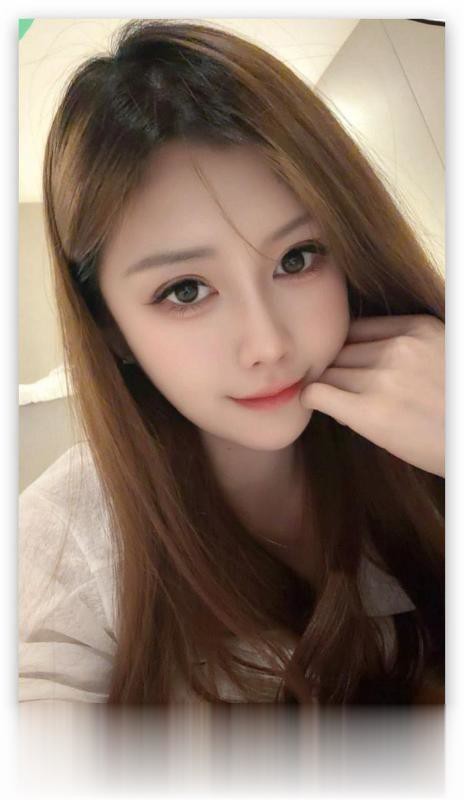 白云肤白貌美沁伊