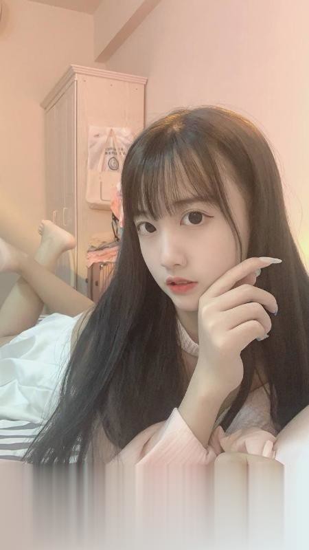 一线天兮兮酱