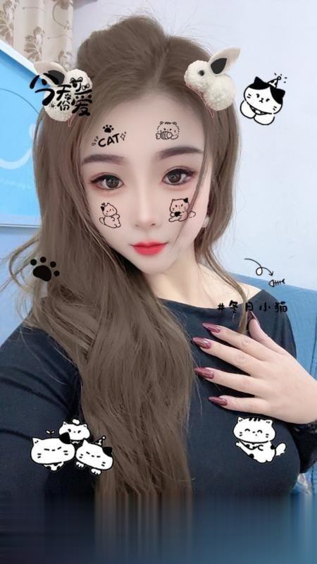 西门长腿大奶妹