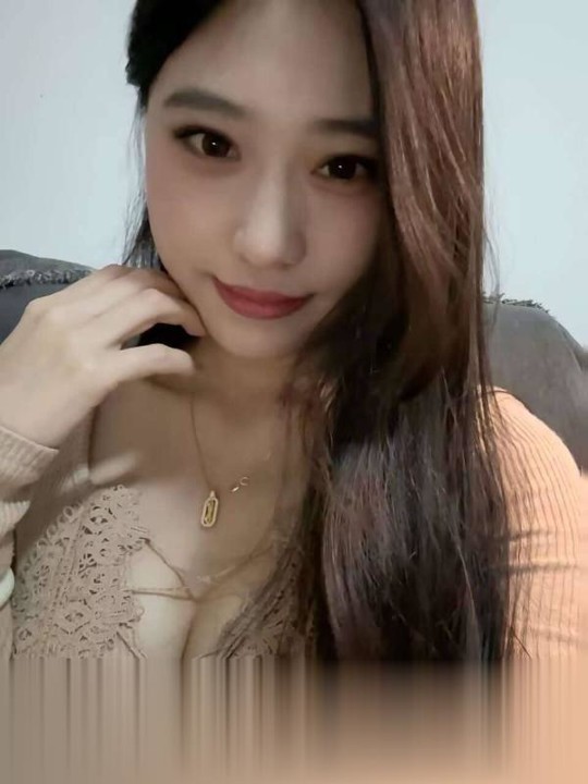 可吞精的骚货小婊子