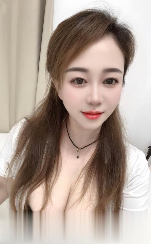东站爆乳少妇倩倩