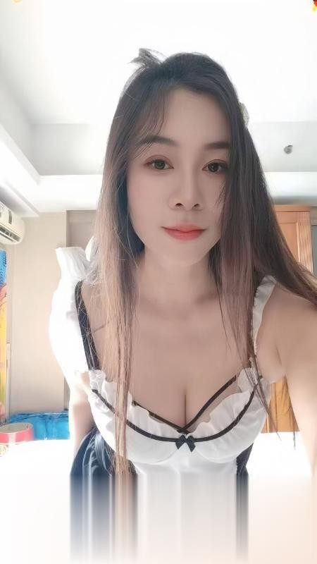 敏感美乳骚少妇