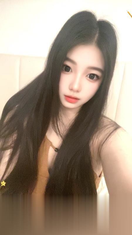 性感翘臀大胸妹