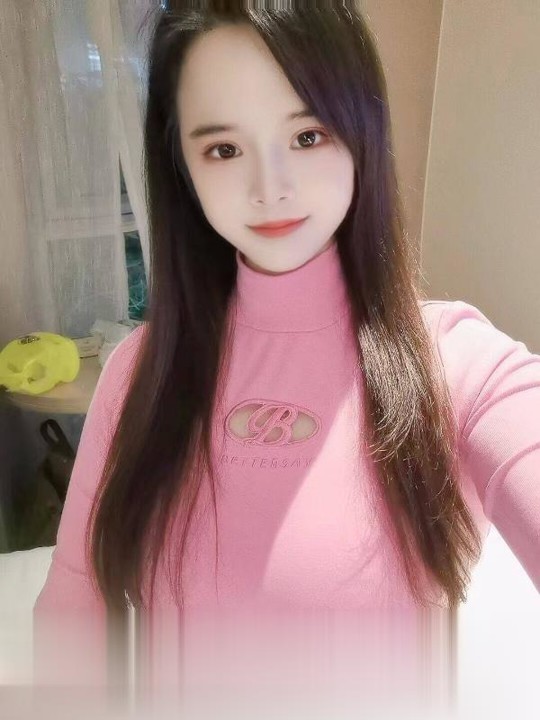 F奶少妇柳柳